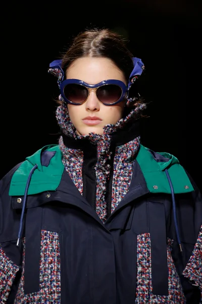 Look 90